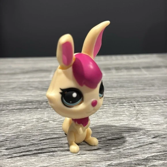 Littlest Pet Shop | #3500: Magic Motion Mom Bunny (2013) - Toy Figure - Picture 6 of 13